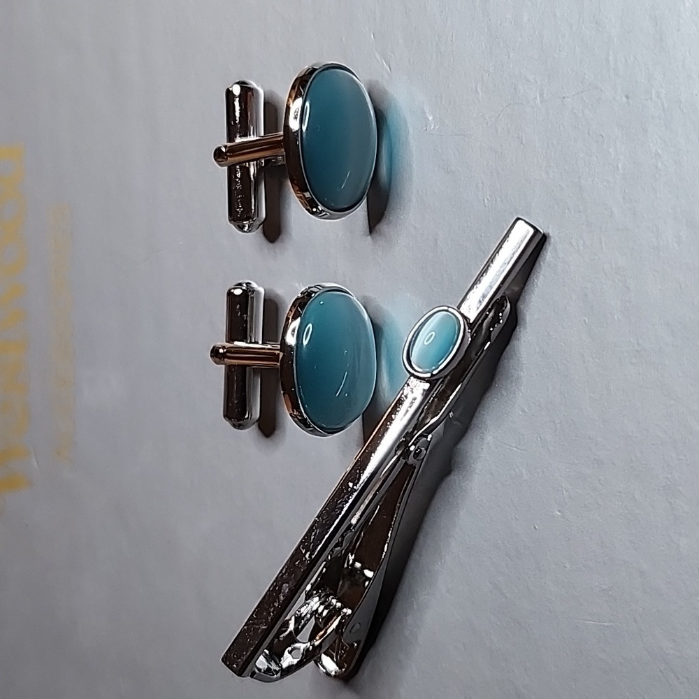 Cufflinks set light blue stone clip-on tie (Unbranded)